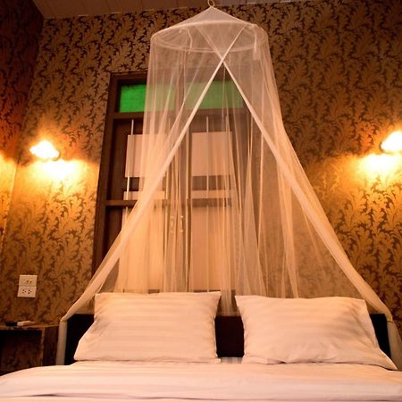 Tamajun Hotel Chanthaburi Bagian luar foto