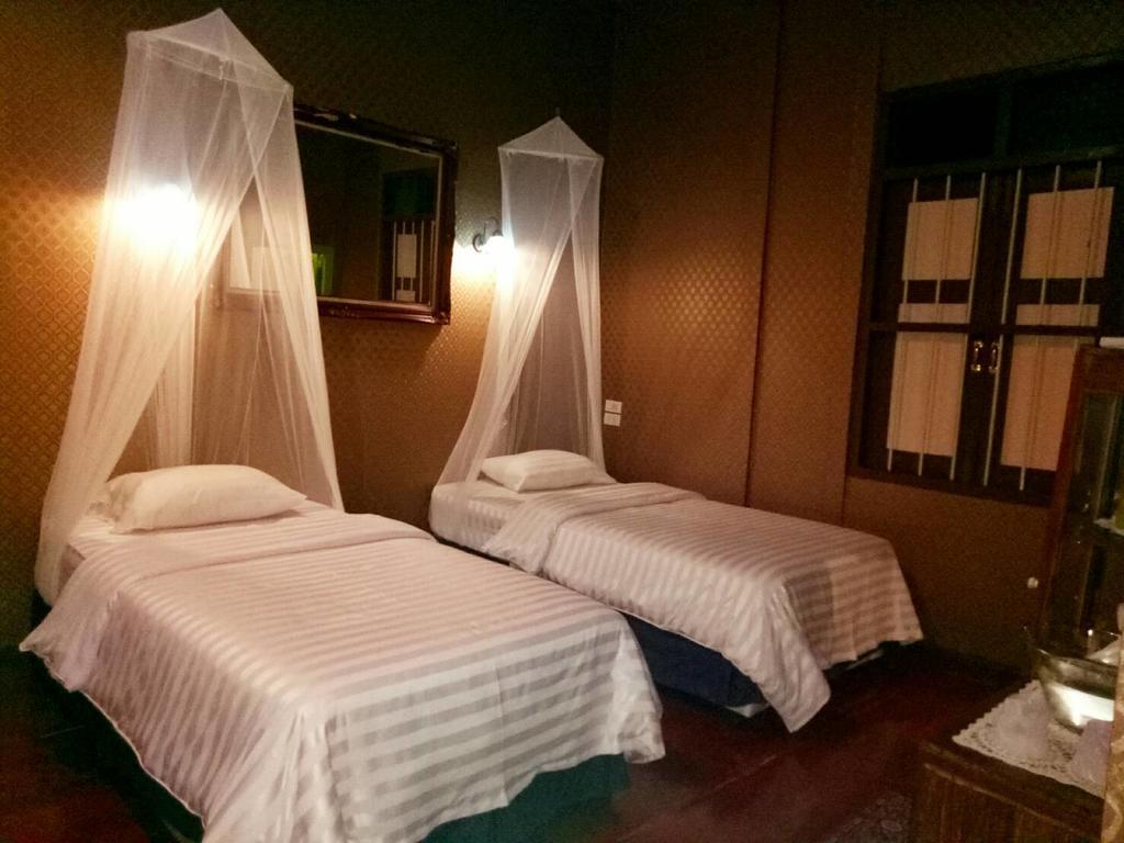Tamajun Hotel Chanthaburi Bagian luar foto