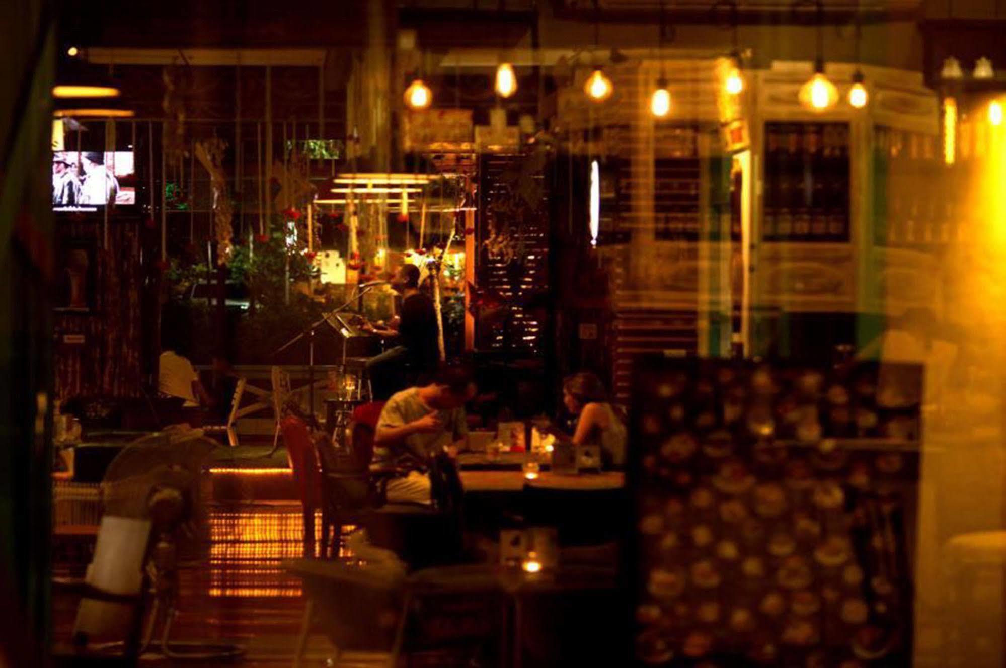 Tamajun Hotel Chanthaburi Bagian luar foto